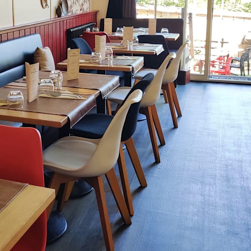 Berytus bar restaurant, Pontoise