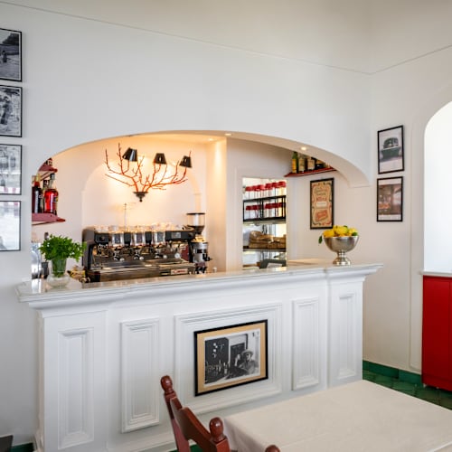 Buca di Bacco 1916, Positano