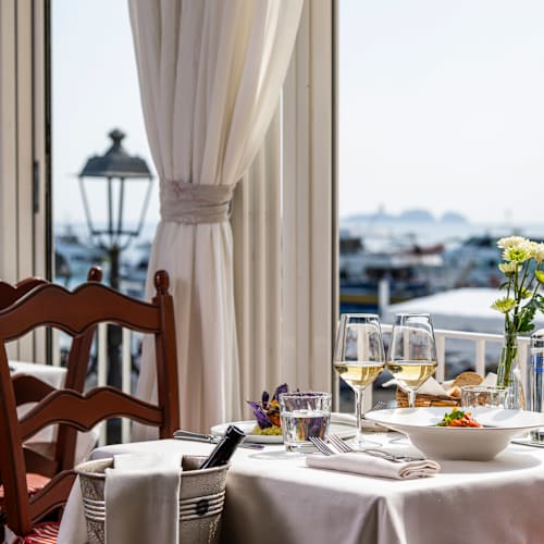 Buca di Bacco 1916, Positano