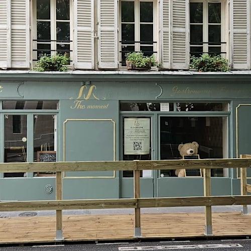 The Moment, Paris