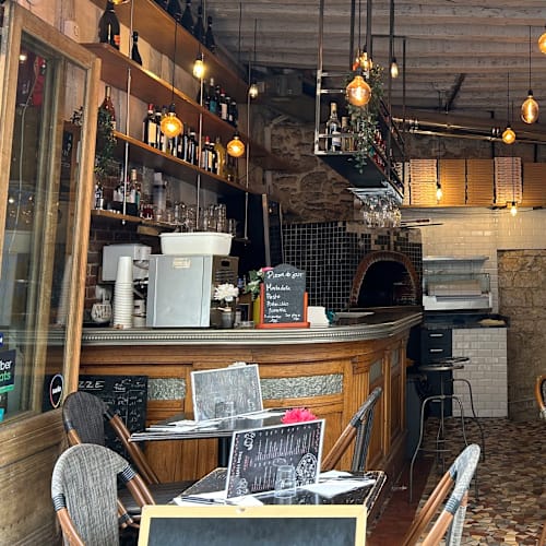 Senza Nome, Paris