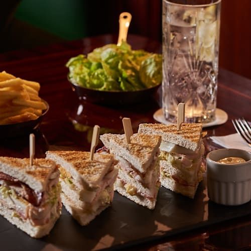 Duke’s Bar – Hôtel Westminster Paris, Paris