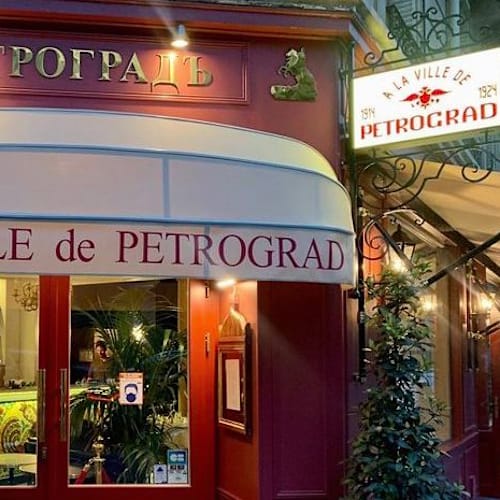 A la Ville de Petrograd, Paris