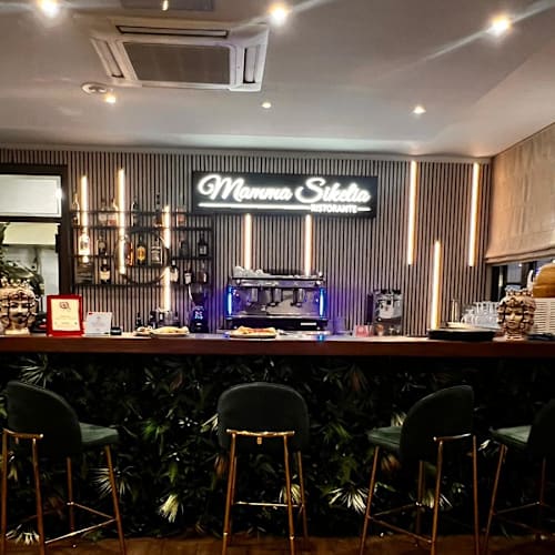 Mamma Sikelia, Morangis