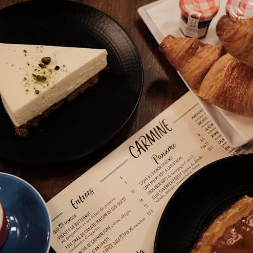 Carmine Café, Paris