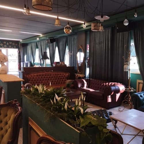 Tiratardi Ristopub, Traffiume