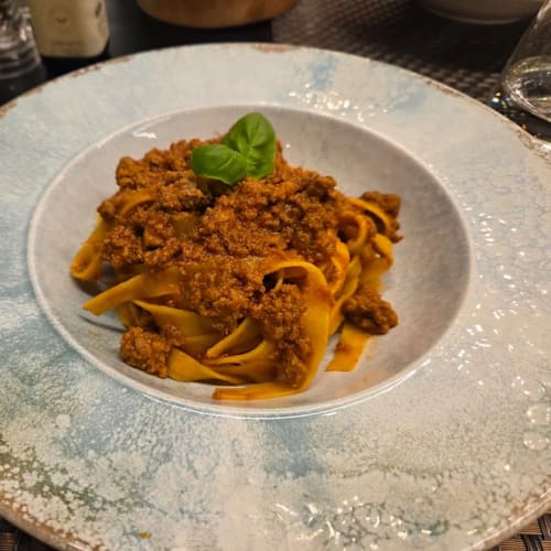 Tiratardi Ristopub, Traffiume