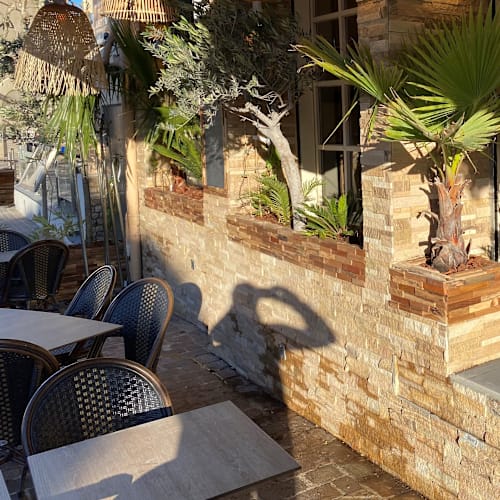 Le Perroquet, Cassis