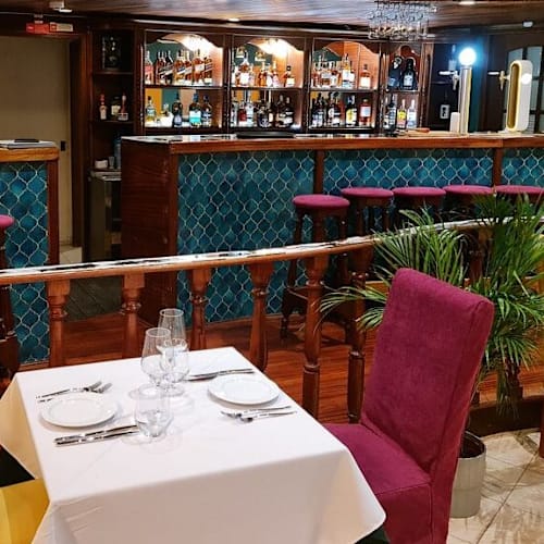 United Kitchens Of India - Almancil, Almancil