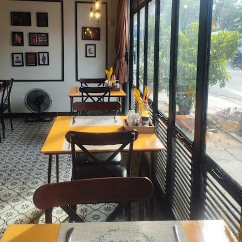 Johnny Steak House, Nha Trang