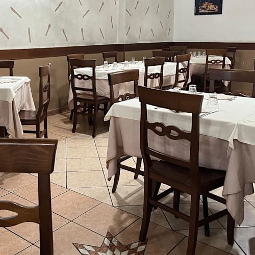 L' Ombra del Vesuvio, Volla