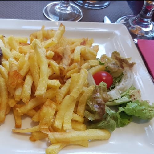 Le Village, Croissy