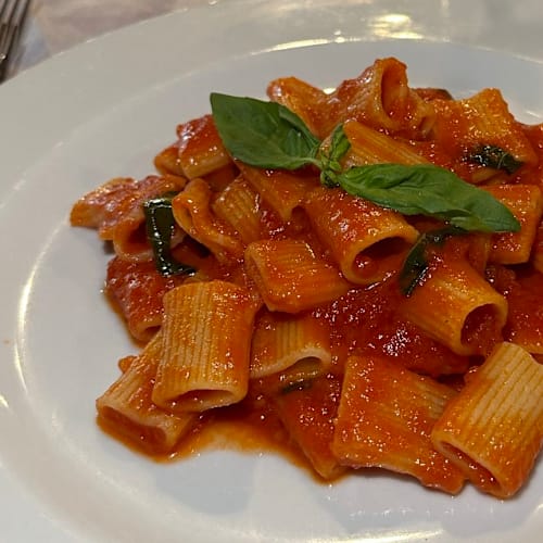La Grottola, Vejano