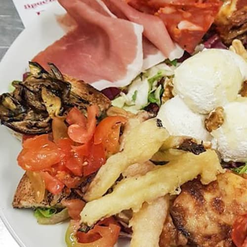 Pazza Idea, Roma