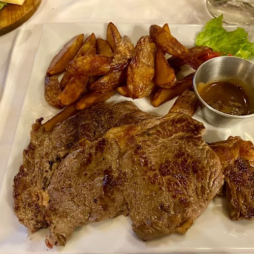 Le Basilic, Paris