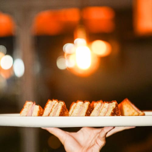 El Cuatro, Barcelona