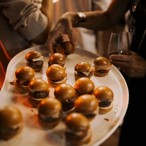 El Cuatro, Barcelona