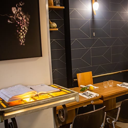 Racines Bruno Cirino, Nice