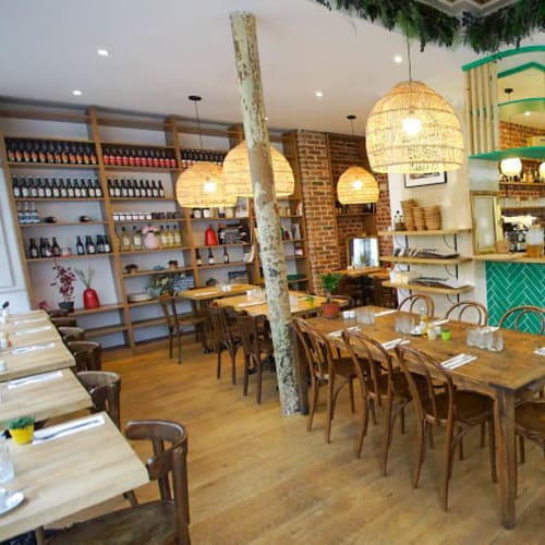 Onze à Table, Paris