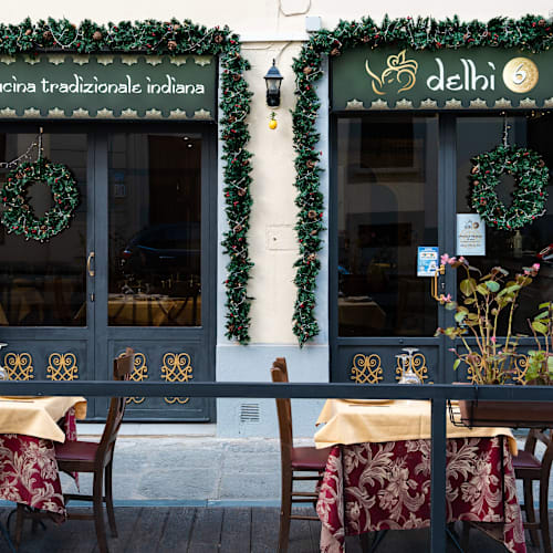 Delhi6, Firenze