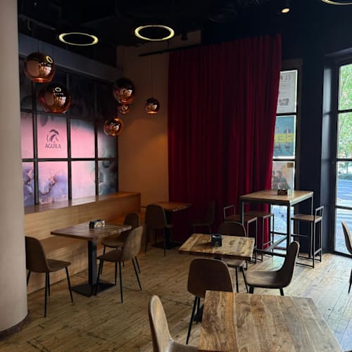 Toro Burger  - Teatros Luchana, Madrid