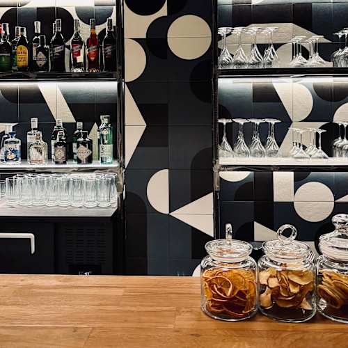 L'oste Ostile, Bologna