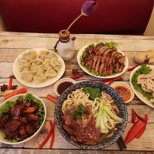 Au Pays Tsingtao, Paris