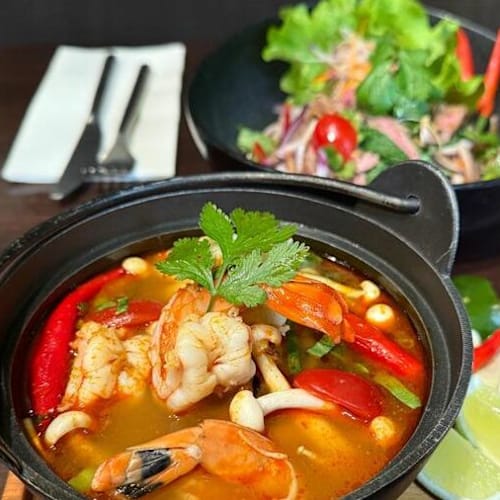 Sabai Monkey, Paris