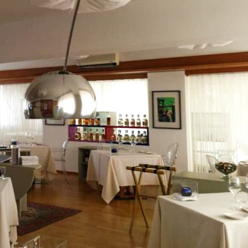 Il Cascinalenuovo, Isola