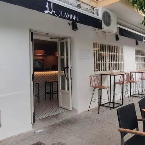 Lambel, Sevilla