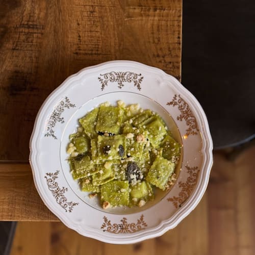 Olivia Agnolotti e Tronchetto, Alba