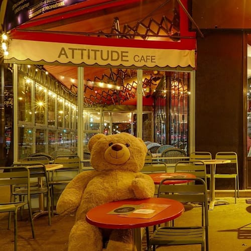 Attitude Bar, Paris
