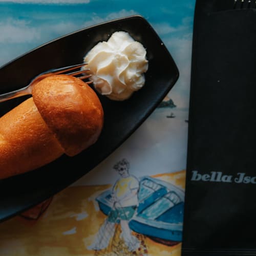 Bella Ischia Gualdo Tadino, Gualdo Tadino