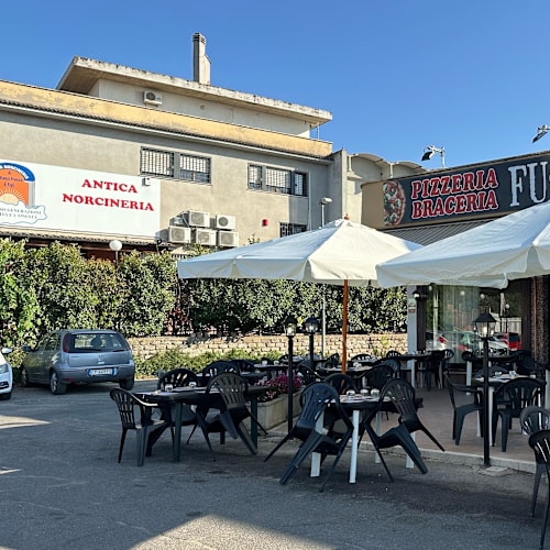 Fuoco nel Fuoco, Laghetto