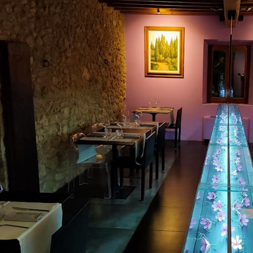 Zafferano by Casanova di Pescille, San Gimignano