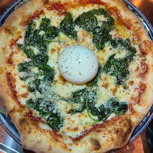3 pizza, Saint-Gilles