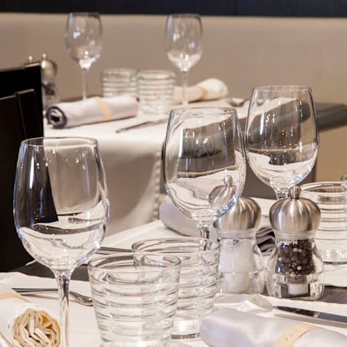 Cafe Marion, Versailles
