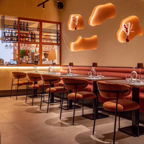 Clay & Spice, Den Haag