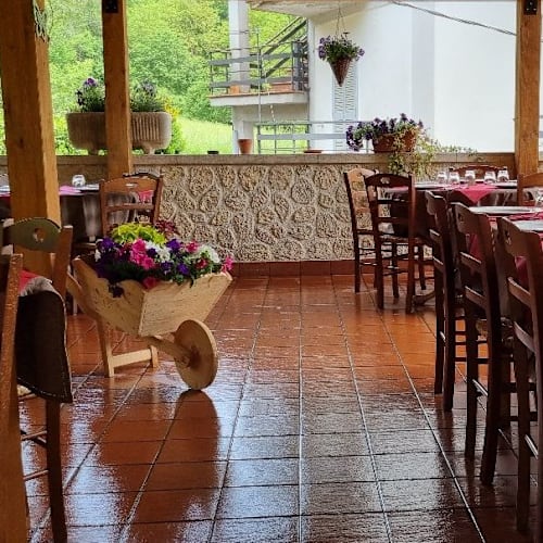 La Taverna dell'Angelo, Tufo Basso