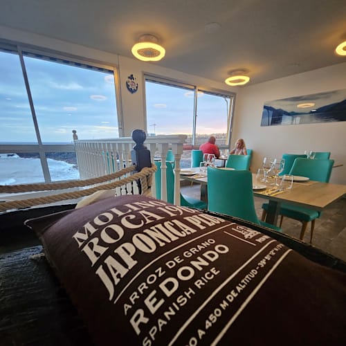 La Cueva de los Abrigos, Los Abrigos