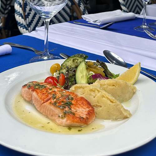 Le Pêcheur, Bruxelles