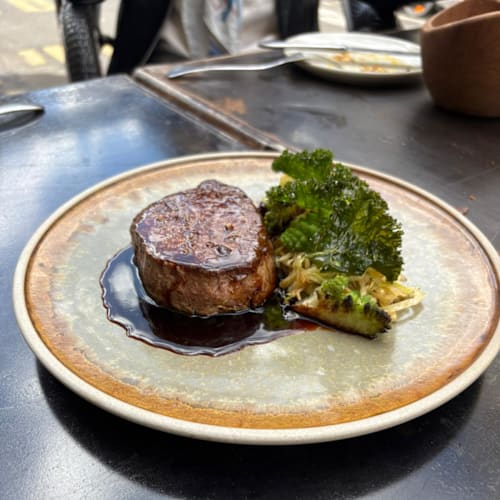 Cena, Paris