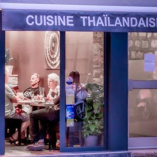 Khaaw Hoom, Paris