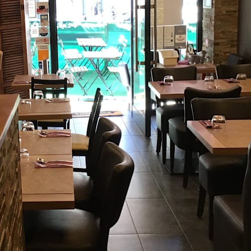 Khaaw Hoom, Paris