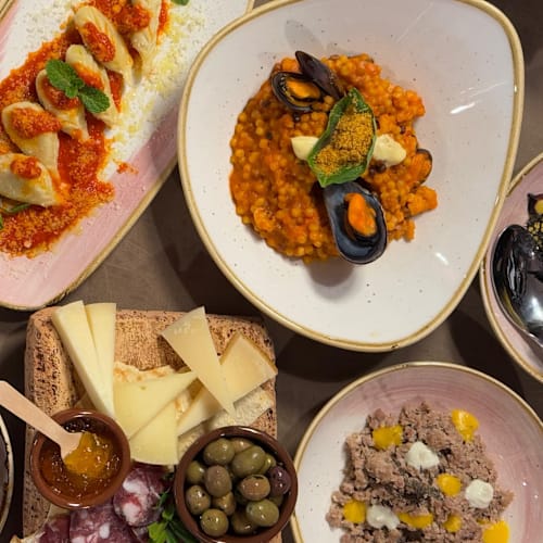 Ruja Osteria e Tradizioni, Cagliari