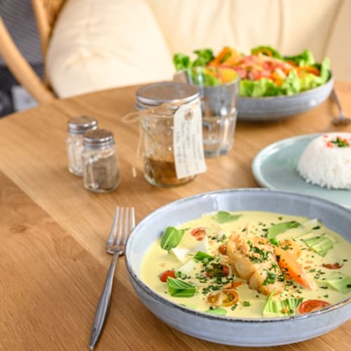 Kind & Co., Nice