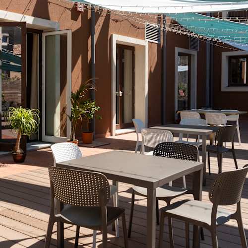 Vision All Day Eating, Catania