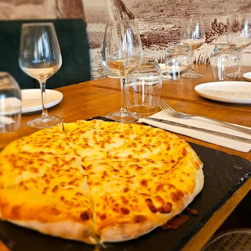 VAZI (ვაზი), Paris