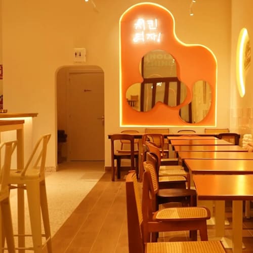 Chikinmos Ayala, Madrid