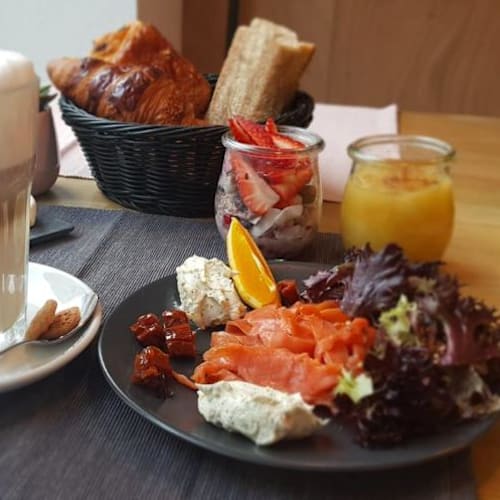 Café Milo, Nyon